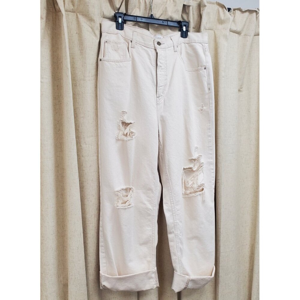 Distressed High Rise Baggy Jeans